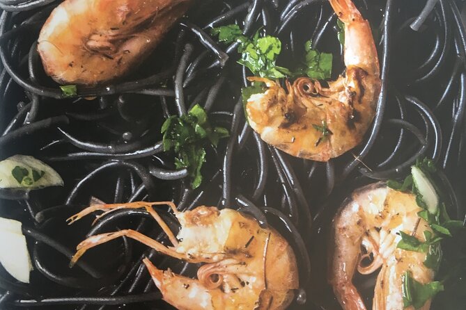 4-Hour Dalmatian Food and Wine flavors Experience in Split Patio - Price and logistics without surprises