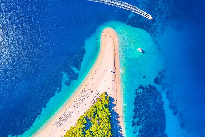 4 Islands Tour from Split to Zlatni Rat, Hvar & Pakleni Islands - Entering the Adriatic: What the day is really like from Split