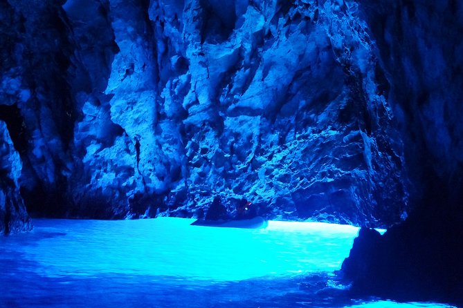 Blue cave and Hvar - 5 Islands speedboat tour from Split - Why This Speedboat Route Works So Well from Split