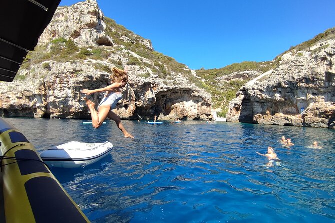 Blue cave & Hvar, 5 islands speed boat tour with unique boats from Split - Speedboat from Split: the value of seeing islands fast