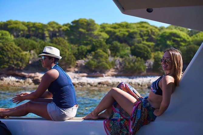 Blue Cave, Komiža, Stiniva Bay, Budikovac, Hvar Split Island Boat Tour - Boat Comfort and Small-Group Feel: The Stuff You Notice at 9:00 am