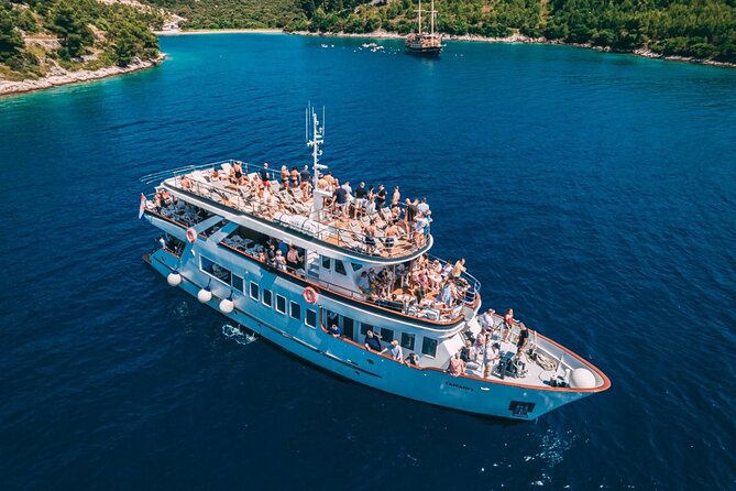 Blue Lagoon, Borkko Beach & Šolta from Split with LUNCH & DRINKS - Split to the Islands: Why the Boat Day Works