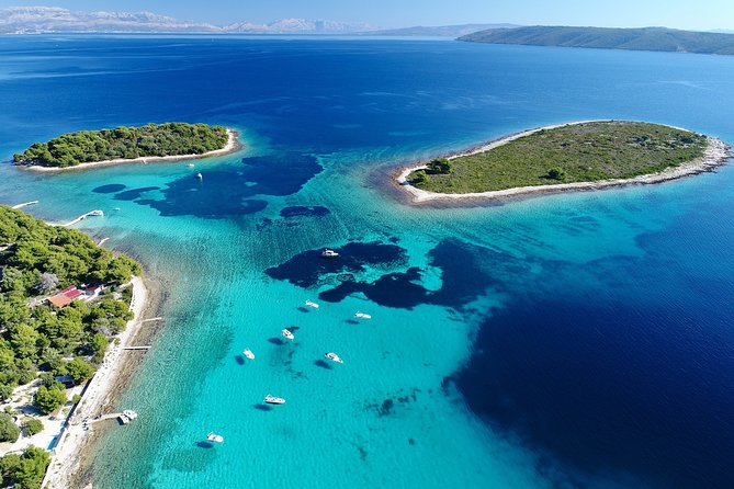 Blue Lagoon & Maslinica half day tour from Trogir - Getting There in Trogir: The Meeting Point and Logistics That Matter