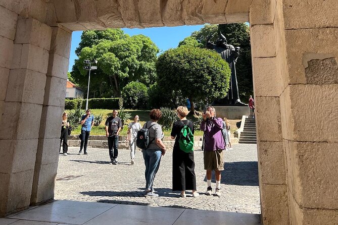 Coffee, storytelling & walk - The best private tour of Split - Vestibulum stop: hearing how emperors connect to modern Split