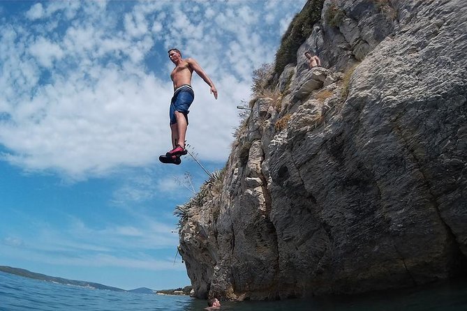 Deep Water Solo and Cliff Jumping Tour in Split - Routes, difficulty, and what to expect if you’re a first-timer