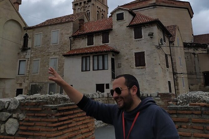 Experience Split With Local Professional Historian - Small Group - Key highlights I’d circle before you go