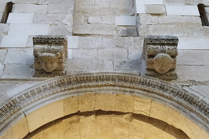 Experience Split With Local Professional Historian - Small Group - Gregory of Nin: statue, legend, and the people behind the stones
