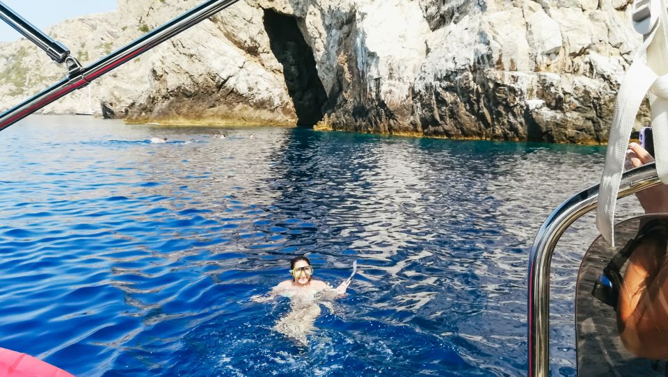 From Split: Blue Cave & 5 Islands with Vis & Hvar Boat Tour - Raketna Baza Stupišće and Limestone Caves: Short Stops, Good Views