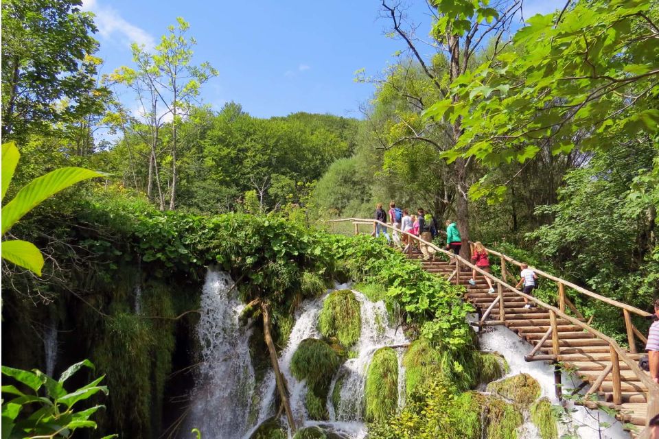 From Split: Plitvice Lakes Full-Day Trip - The early coach ride from Split: what to expect and how to use it