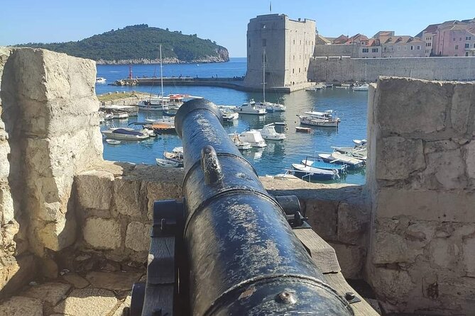 From Split/Trogir Small group tour to Dubrovnik with stop in Ston - Sights that you actually get to connect: Rector’s Palace, Sponza Palace, and the 1300s church