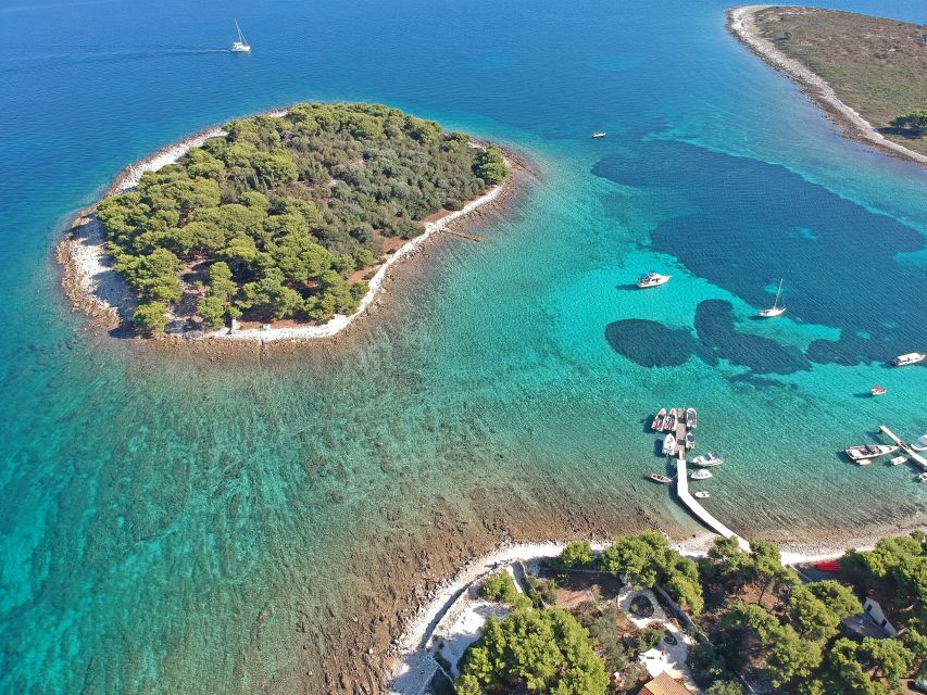 From Trogir: Three Islands Half-Day Speedboat Tour - Lunch and snacks: plan your calories before you get hungry