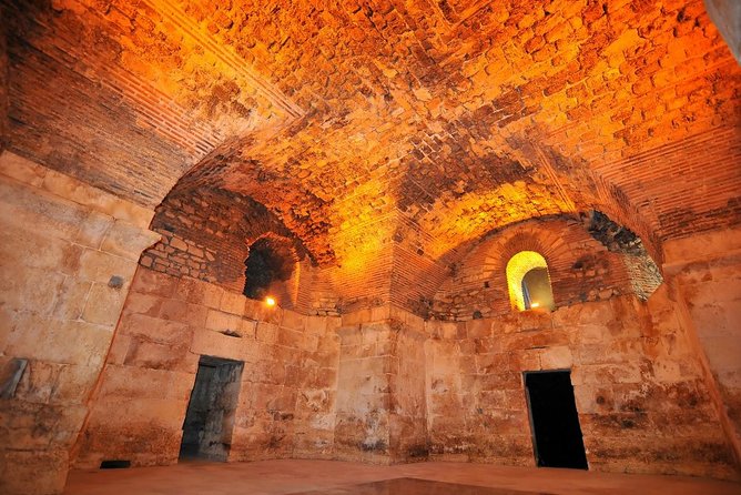 Game of Thrones Tour Split - City Of Dragons - How the Game of Thrones Angle Works (and When It Might Feel Light)