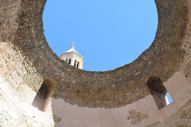 Grand Split Walking Tour with Diocletian's Palace - Pace and Group Size: Usually Easy, Sometimes Not