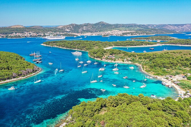 HVAR & PAKLENI Islands PRIVATE tour - Boat Comfort You Actually Feel: Towels, Jackets, and a Real Chill Setup
