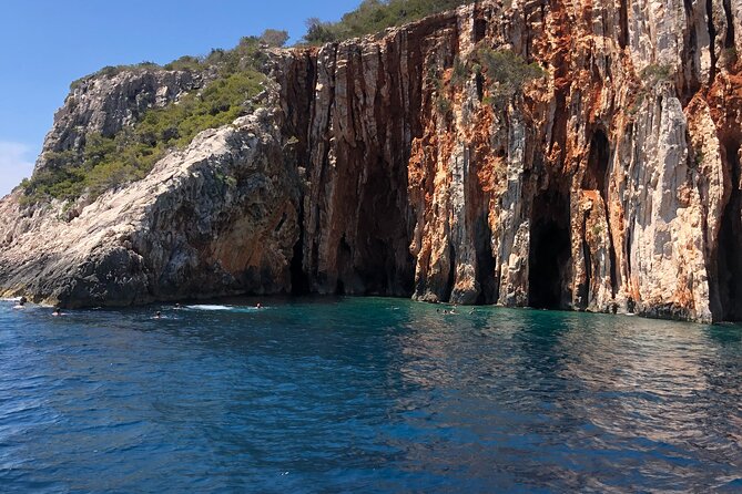 HVAR & PAKLENI Islands PRIVATE tour - Drinks, Snacks, and the On-Board Flow That Keeps the Day Fun