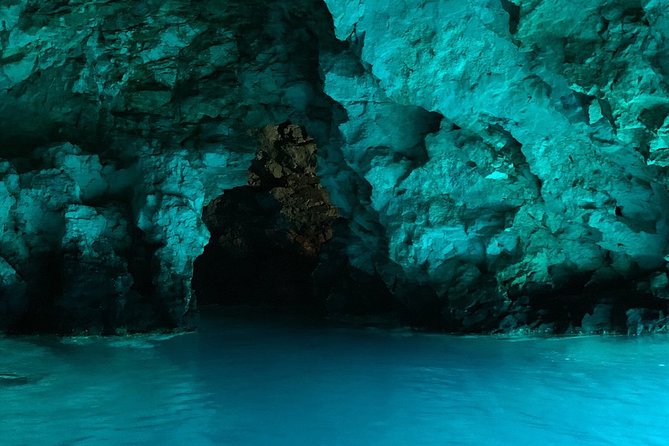 Luxury Blue Cave & 5 Islands Tour from Split - Island stop flow: Vis and Stiniva Bay without the long detours