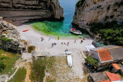 Luxury Blue Cave, Hvar and Vis Boat Tour from Split and Brac - Blue Cave arrival: tickets, ducking, and why wait times vary