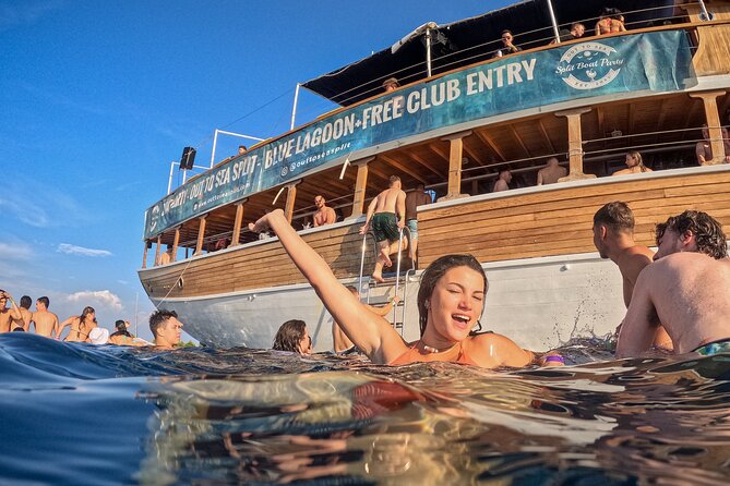Out to Sea Split Boat Party w/ Blue Lagoon Swim, Dj & Afterparty - Top-Deck Party Mode on the Adriatic