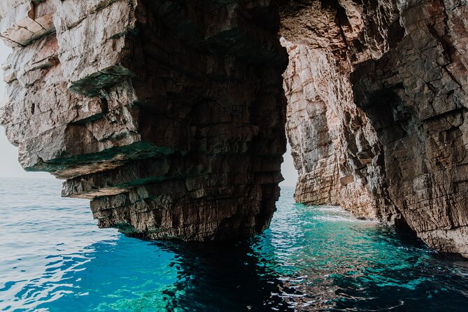 Private Blue cave, Mamma Mia and Hvar, 5 islands tour from Split - The famous Mamma Mia photo moment at Srebrena
