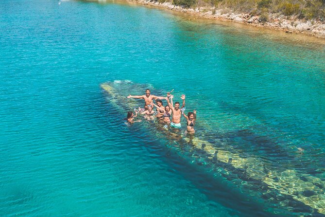 Private Boat Tour with Customized Itinerary from Split or Trogir - Komiza and Solta Island: where the day gets human
