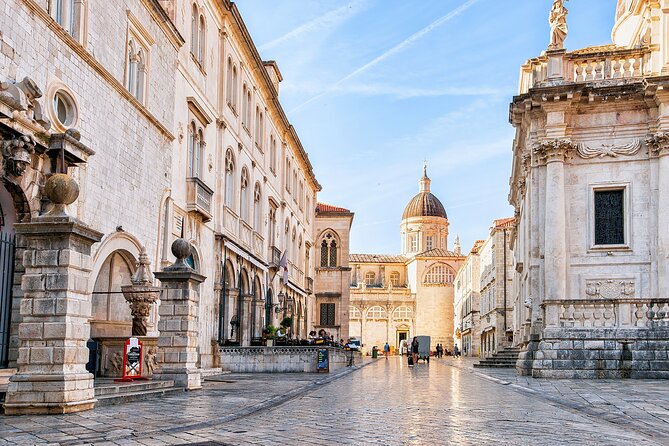 Private Transfer from Split to Dubrovnik with 2 hours for sightseeing - Rizman Winery: the lunch-and-wine reset that breaks the drive