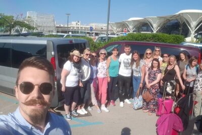 Private transfer Split airport to Split (any location) up to 8 passengers - Meet-and-greet in practice: signs, names, and bag help