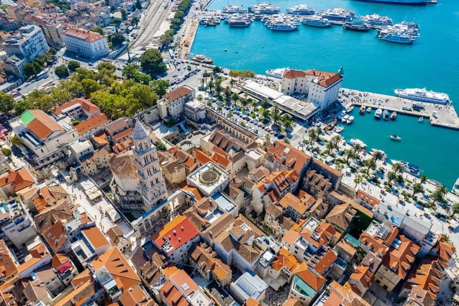 Split: 1.5-Hour Walking Tour and Diocletian's Palace - Entering Diocletian’s Palace Through the Gates and Main Spaces