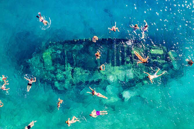 Split: Blue Lagoon, 3 Island Boat Tour & Mediterranean Lunch - Solta Island Time: Free-Wandering on a Smaller Island Pace
