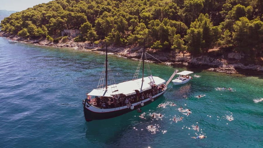Split: Blue Lagoon & 3 Islands Tour with Lunch & Hidden Bay - Blue Lagoon: how to make the snorkeling stop count
