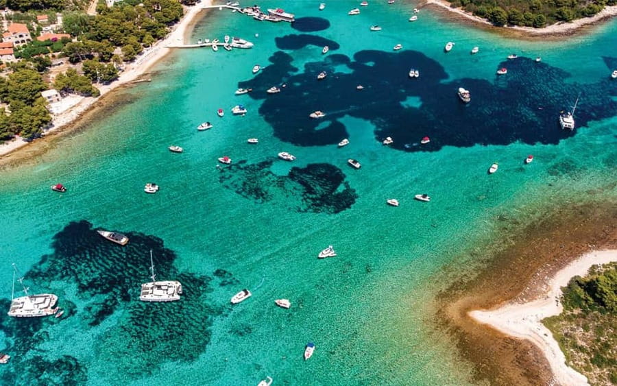 Split: Blue Lagoon and 3 Island Cruise with Food and Drinks - Šolta and the Nečujam Shipwreck Swim: What It Feels Like