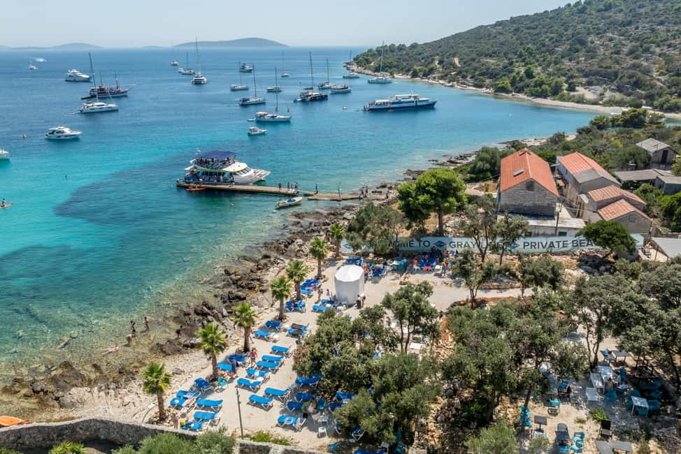 Split: Blue Lagoon, Shipwreck, & Šolta with Lunch & Drinks - Who this tour is best for (and who might want another option)