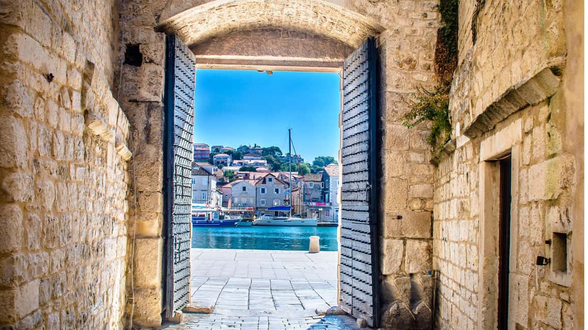 Split Boat Trip Half-Day: Blue Lagoon, Trogir & Čiovo - Trogir’s UNESCO Old Town: Little Venice, Channels, and Unsullied Spots