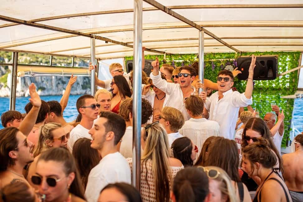 Split: Captain’s Boat Party – Blue Lagoon, DJ & Free Shots - Split to Blue Lagoon Party Boat: The Vibe in Plain Terms