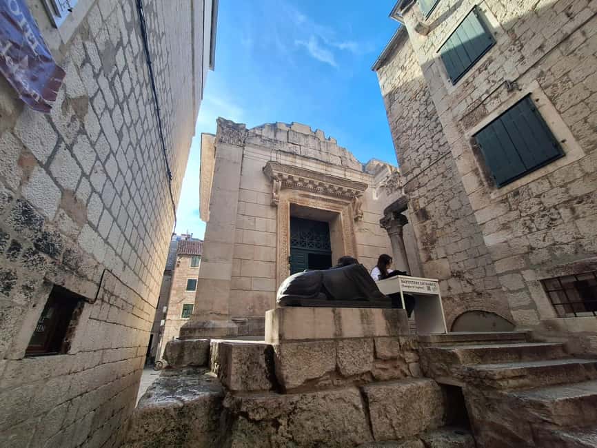 Split: City Walking Tour w/ Game of Thrones Locations - Diocletian’s Cellars and the Dragons’ Chambers ticket
