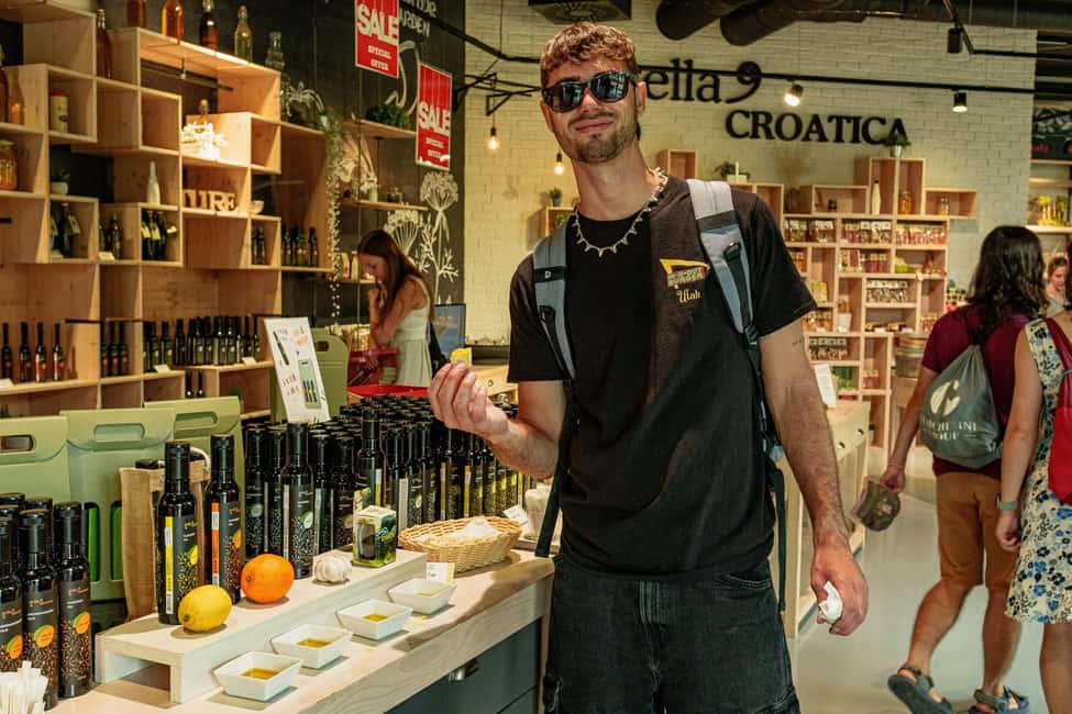 Split: Dalmatia for Nature Lovers Green Line Sightseeing Bus - Stella Croatica Ethno-village and the Olive Oil Museum