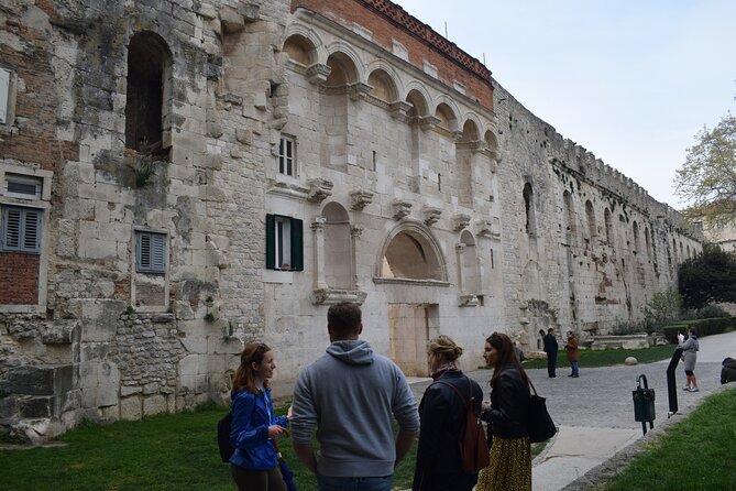 Split: Diocletian's Palace Walking and Wine Tasting Tour - Grgur Ninski and the Cathedral of Saint Domnius: symbols you can actually spot