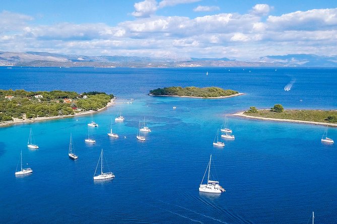 Split: Half-Day Blue Lagoon, Čiovo and Trogir Boat Tour - Trogir in One Hour: UNESCO Old Town, Tight Timing
