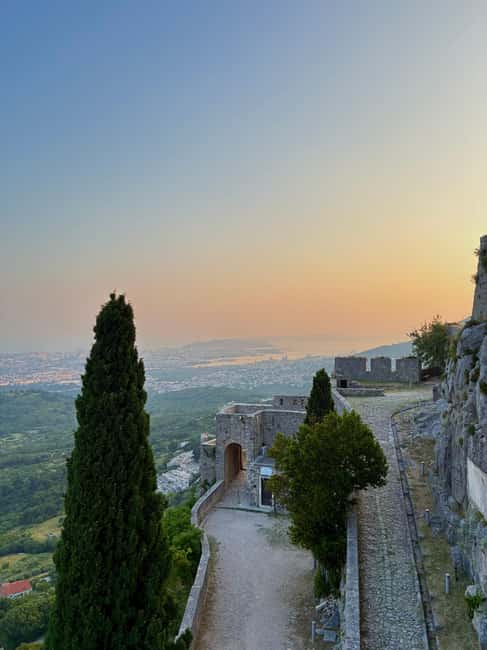 Split: Klis Sunset Sightseeing Bus Tour - Why a Klis Fortress sunset tour from Split is such good timing