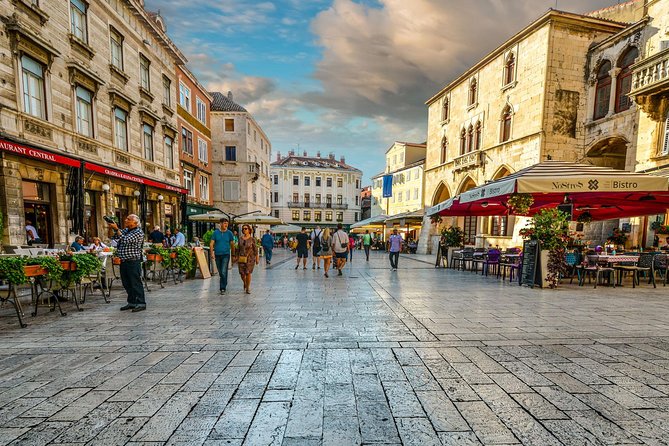 Split Old Town History Walking Tour - Getting your bearings on the Riva Promenade