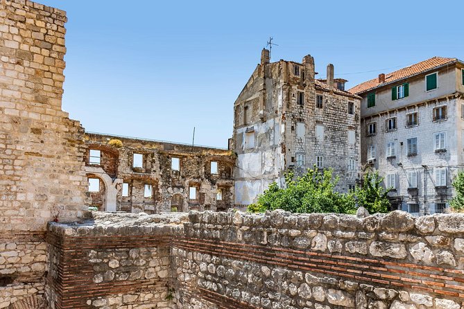 Split Old Town History Walking Tour - Narodni trg and Fruit’s Square for cafés and everyday Split