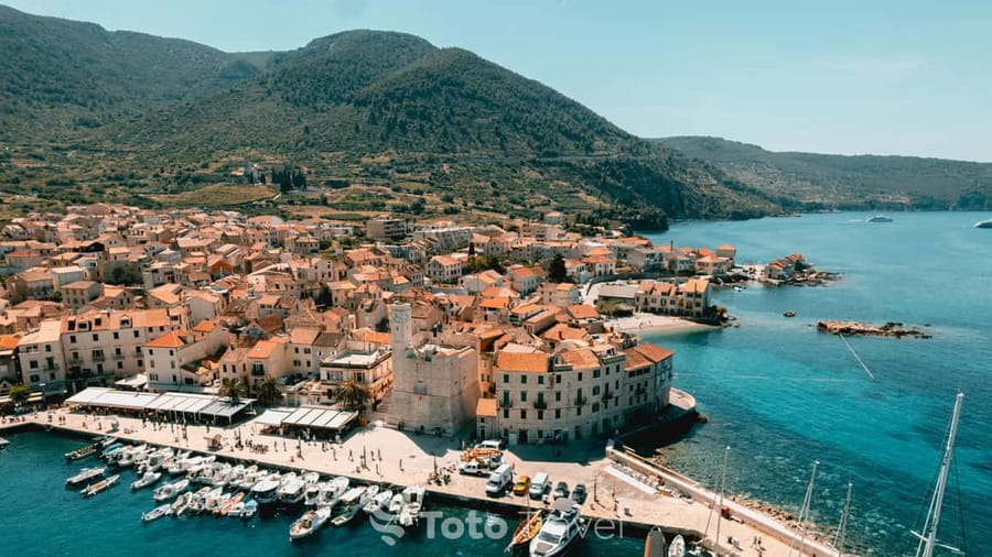 Split/Podstrana: Blue Cave, Hvar & 6 Islands Speedboat Trip - Weather, Comfort, and Safety: The Stuff You Should Not Ignore