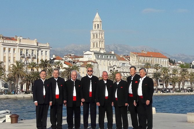 SPLIT-PREMIUM Emperor's Walking Tour for History Lovers + Museum - Stop-by-stop: Emperor’s Square to People’s Square