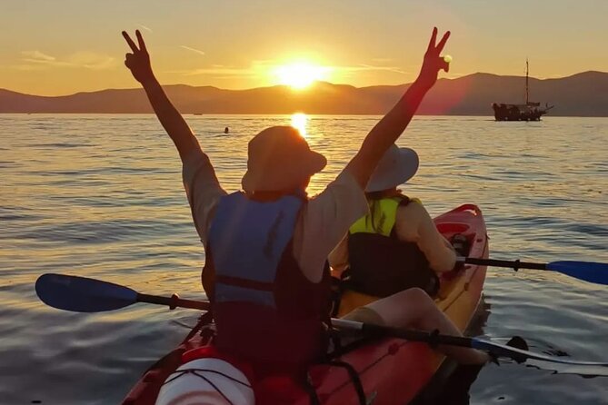 Split Sunset Sea Kayaking Tour - Fitness, shore conditions, and what to bring (so you enjoy it)