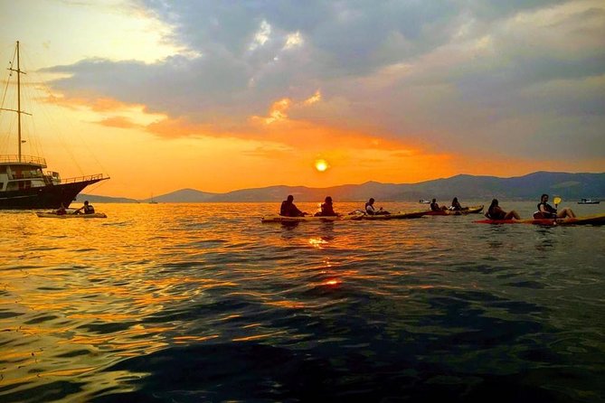 Split Sunset Sea Kayaking Tour - Who should book this sunset sea kayaking tour?