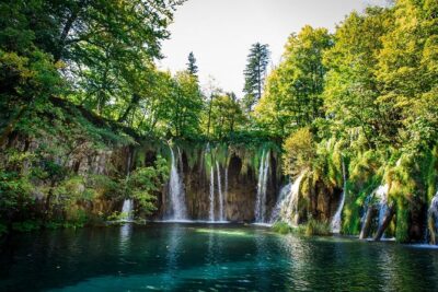 Split to Zagreb Group Transfer with Plitvice Lakes guided tour - The 7:00 am start and luggage rules that actually matter
