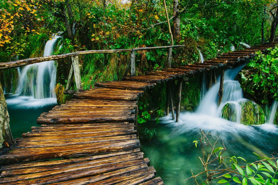 Split: Transfer to Zagreb with Plitvice Lakes Entry Tickets - Key takeaways before you book