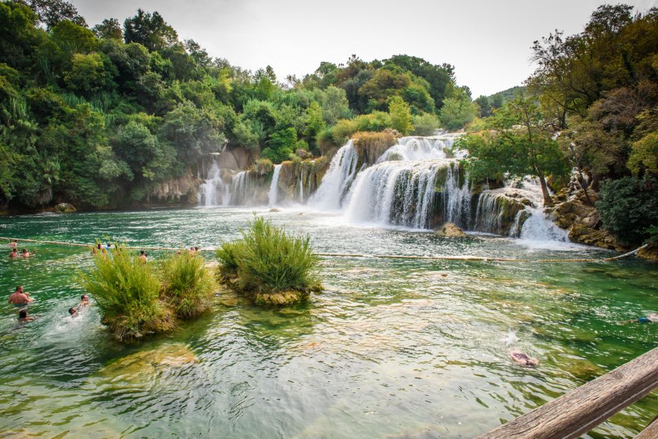 Split/Trogir: Krka National Park Day Trip with Wine Tasting - Wine tasting in a local konoba: what to expect and how it fits