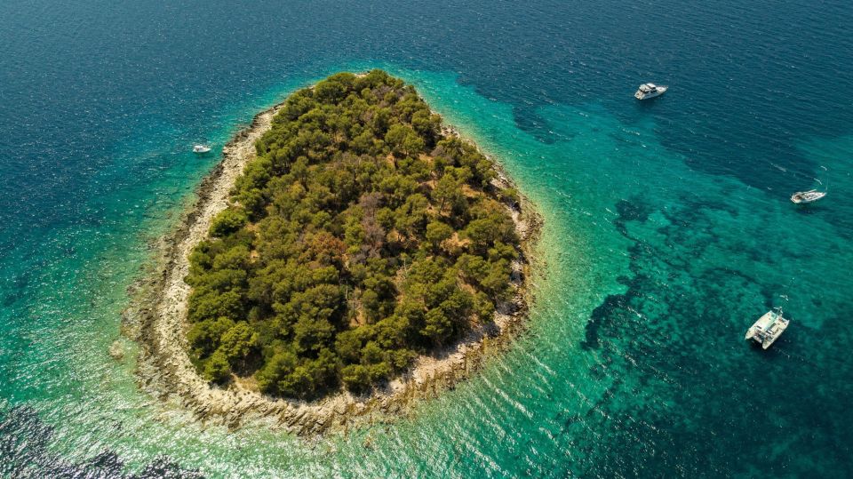 Split & Trogir: Private Blue Lagoon & Wine Tasting Boat Tour - Who this tour suits best (and who should skip it)