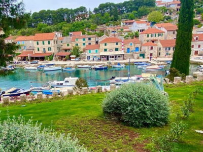 Trogir: Blue Lagoon, Maslinica, and Solinska Bay Boat Tour - Maslinica village and its castle: the old-stone pause