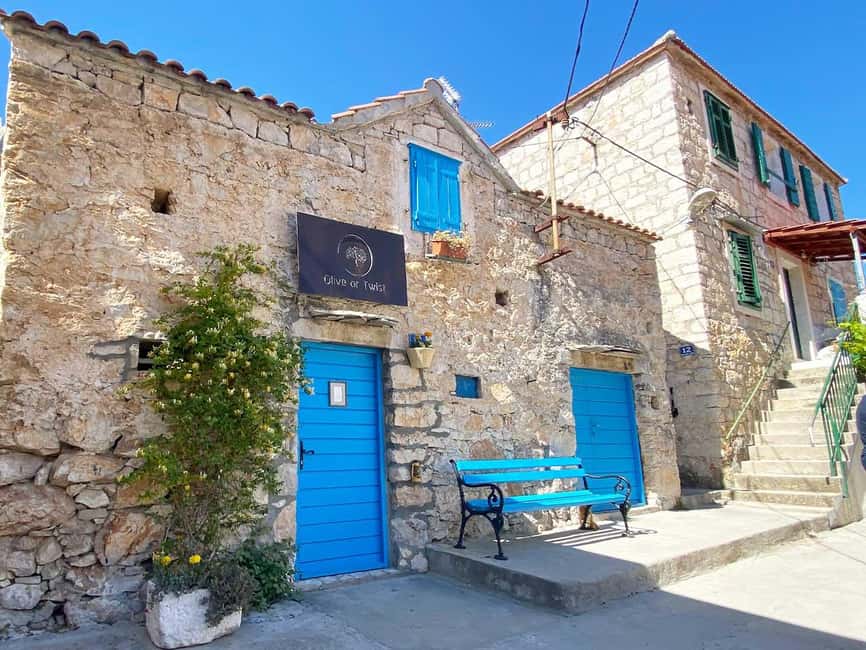 Trogir: Blue Lagoon, Maslinica, and Solinska Bay Boat Tour - Blue Lagoon around Drvenik Veli: turquoise shallows and fish-spotting